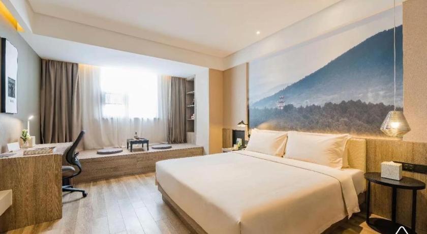 Atour Hongqiao National Exhibition Center Minbei Road Shanghai