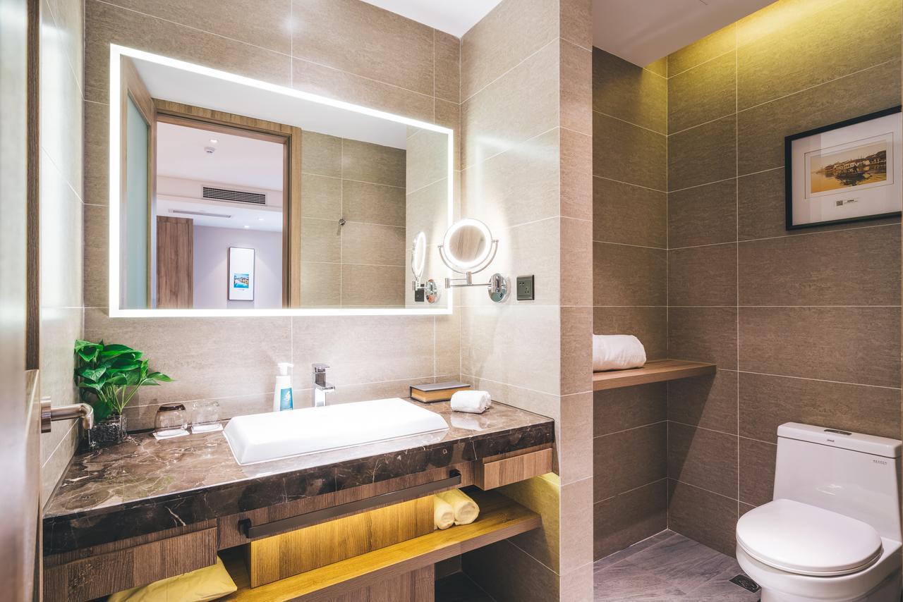 Atour Hongqiao National Exhibition Center Minbei Road Shanghai
